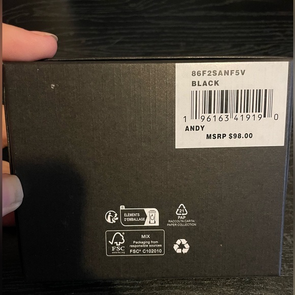 Michael Kors Andy Slim Bifold Men’s Wallet NWT - Picture 8 of 8